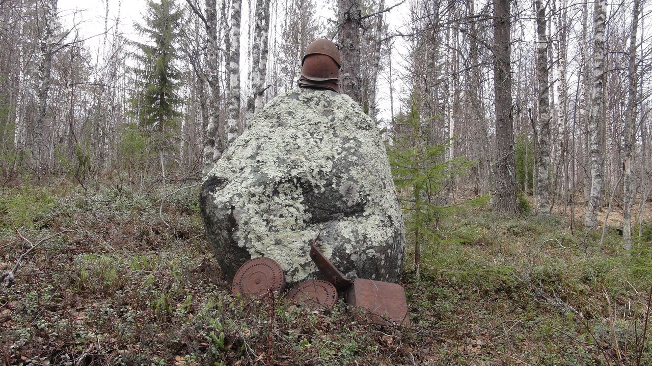 Сентябрьские сумерки наплывают тихо и незаметно