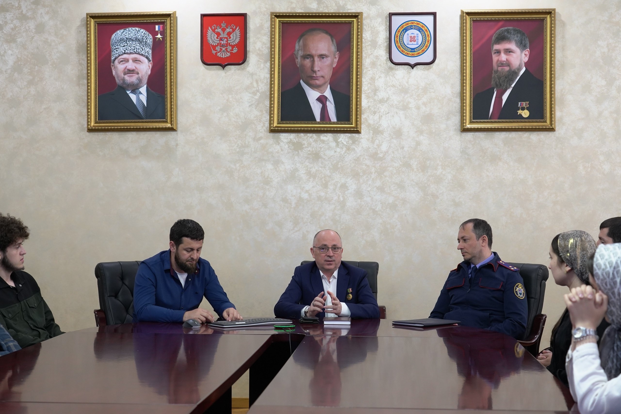 15 мая 2025 года в конференц-зале Чеченского государственного университета имени Героя России А.А.Кадырова в рамках реализации проекта «Ушедшие в бессмертие» прошел круглый стол на тему «81-я годовщина освобождения Крыма»